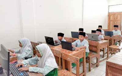 Jelang Pelaksanaan AKMI, MI Manbaul Ulum Tlogorejo lakukan Gladi